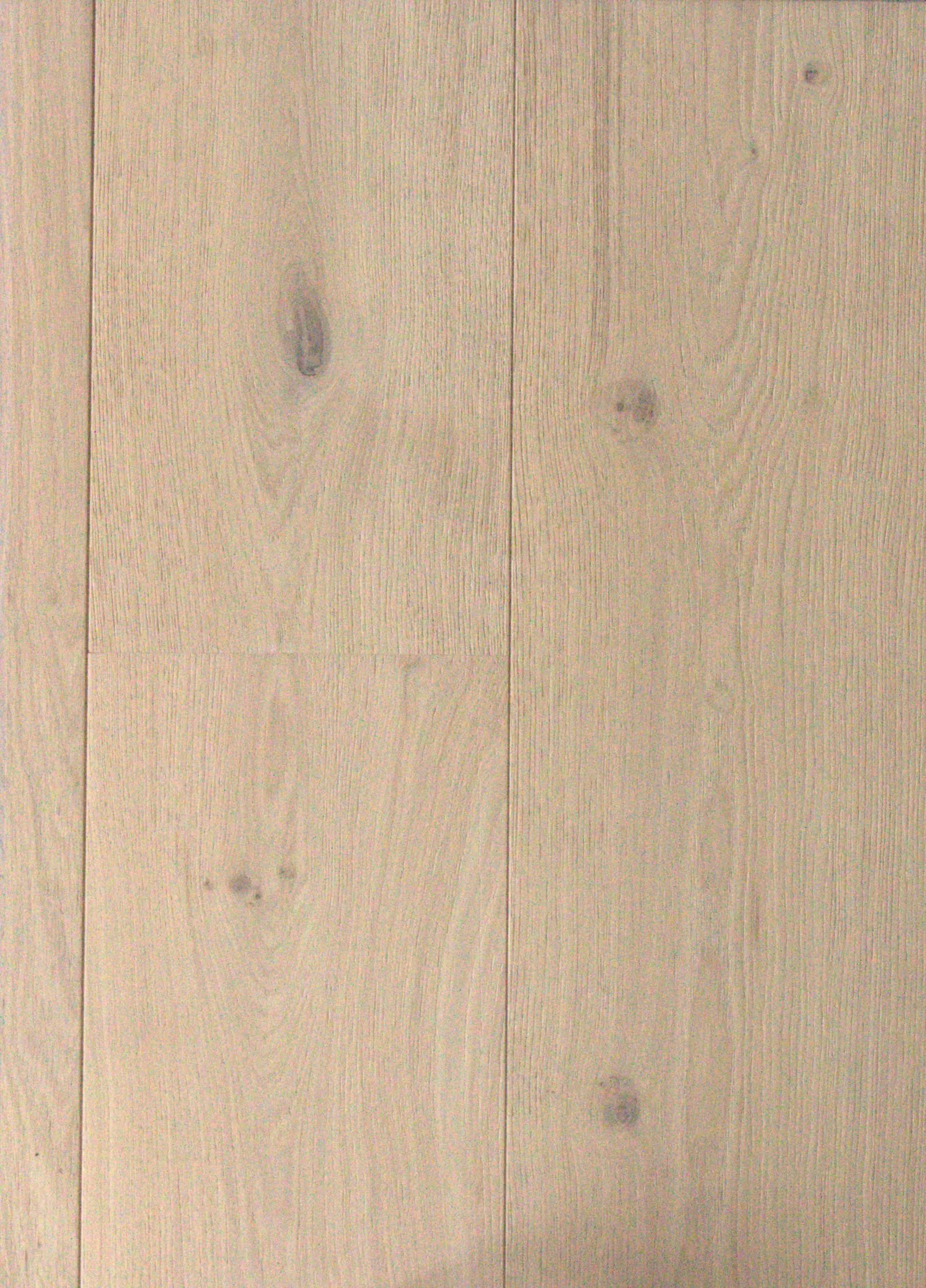 LN192 Invisible Natural Oak engineered oak flooring — 15mm × 260mm × 2200mm