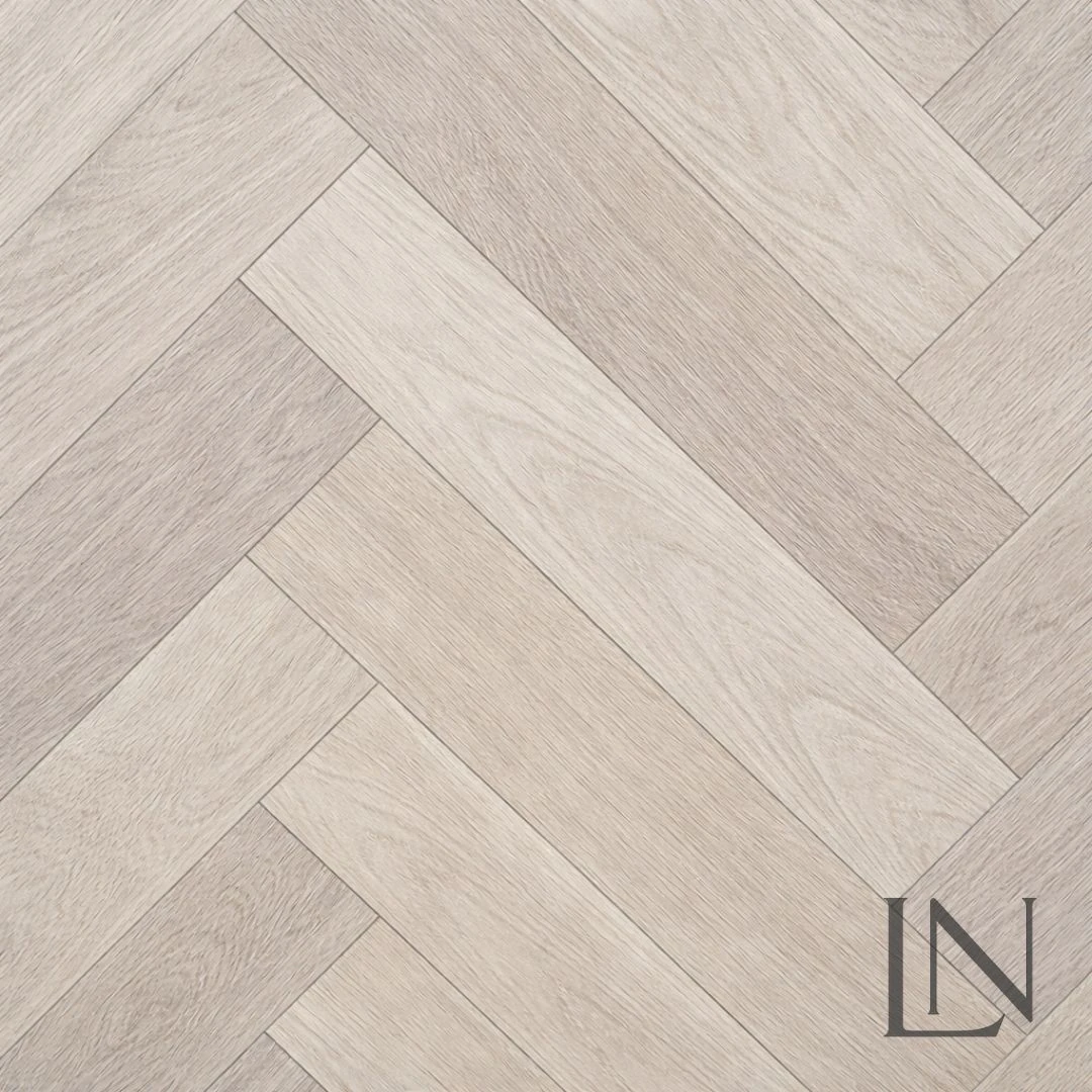 Oak Herringbone Invisible Finish 90x450mm