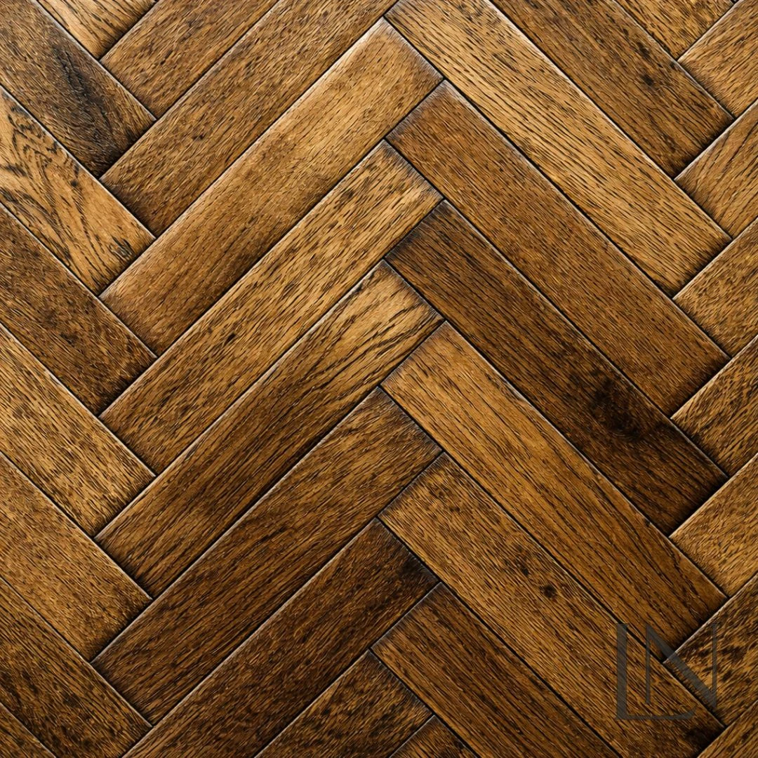 LNR195 Antique Oak Plank — Golden Brown reclaimed oak flooring